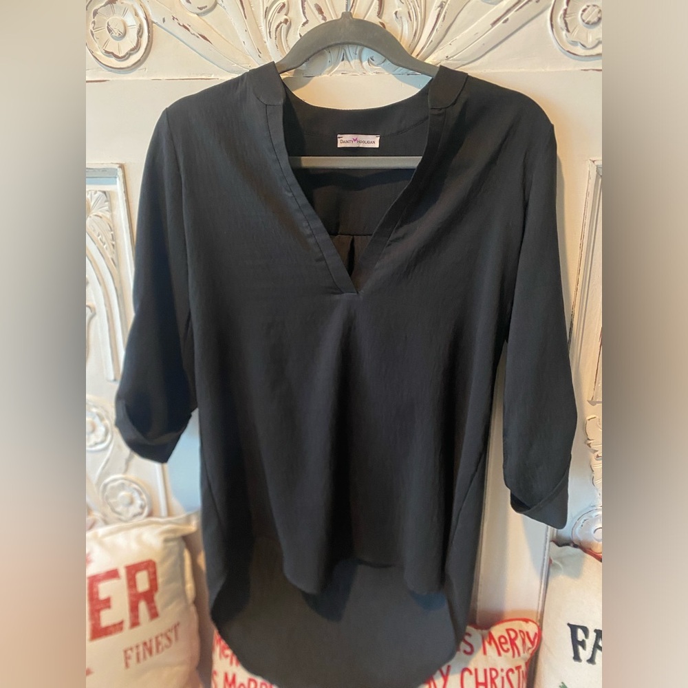 Dainty Hooligan Black 3/4 sleeve Blouse